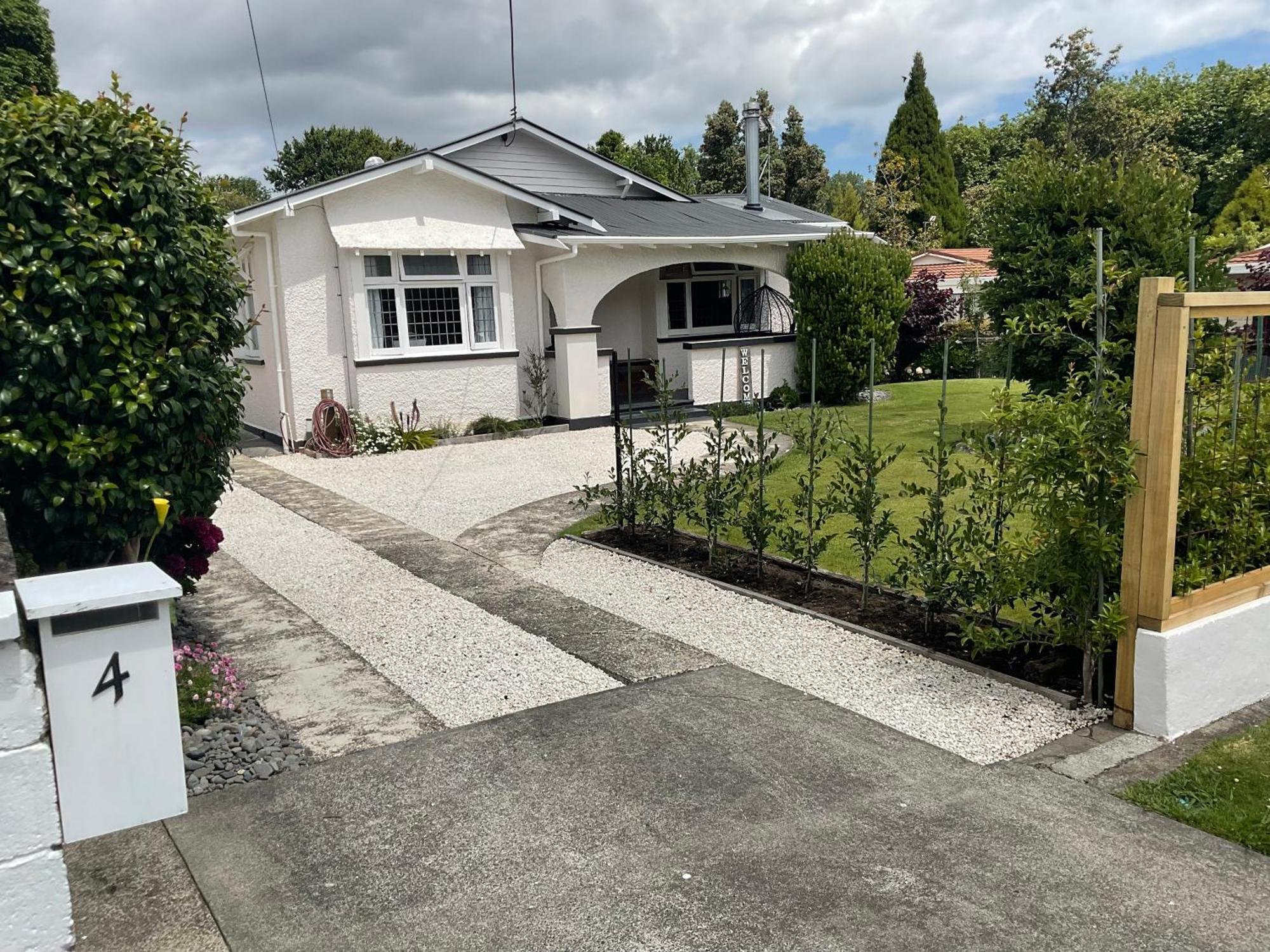 Orange Tree Cottage - Garden Hideaway Whanganui Bagian luar foto
